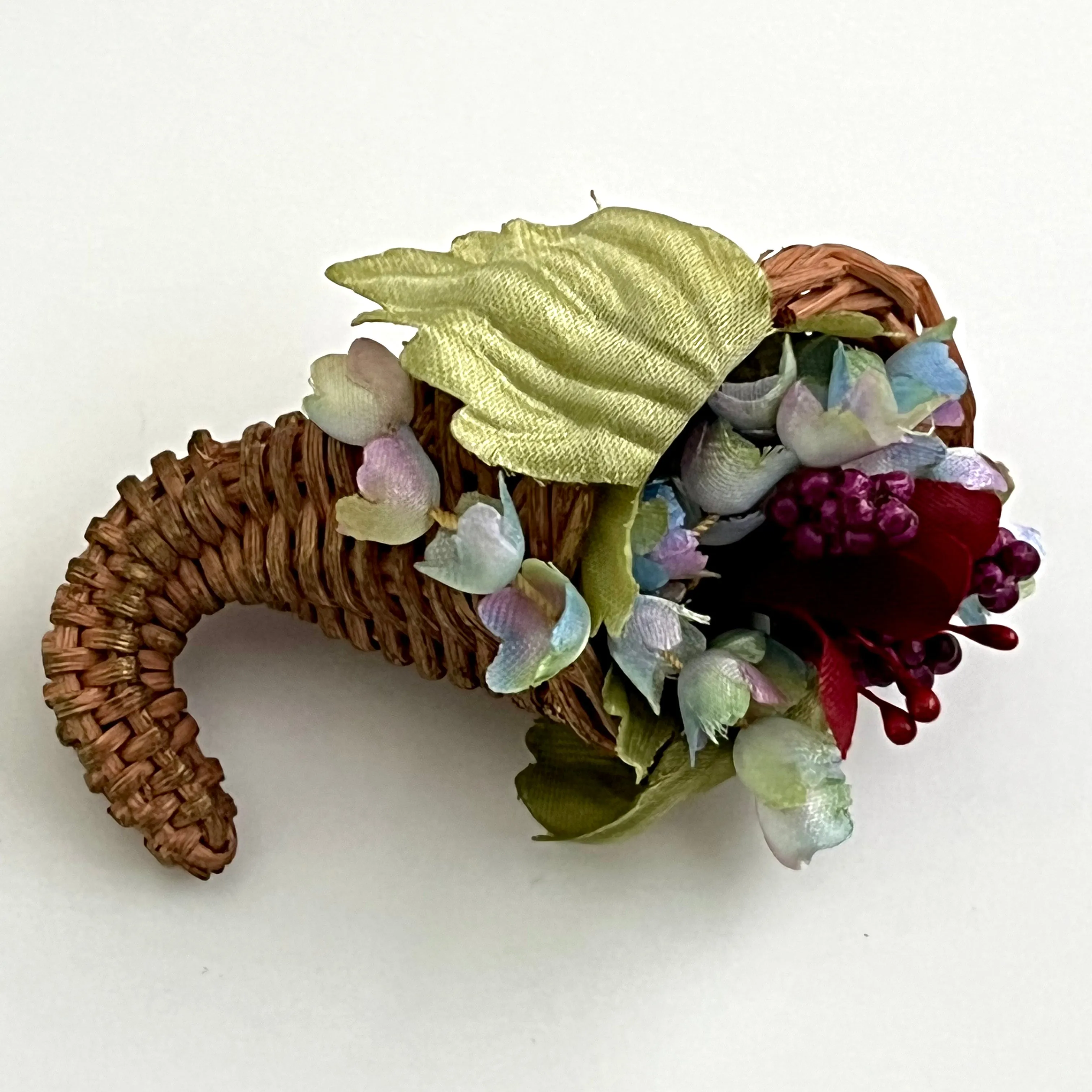 1992 Avon Fall Cornucopia Brooch