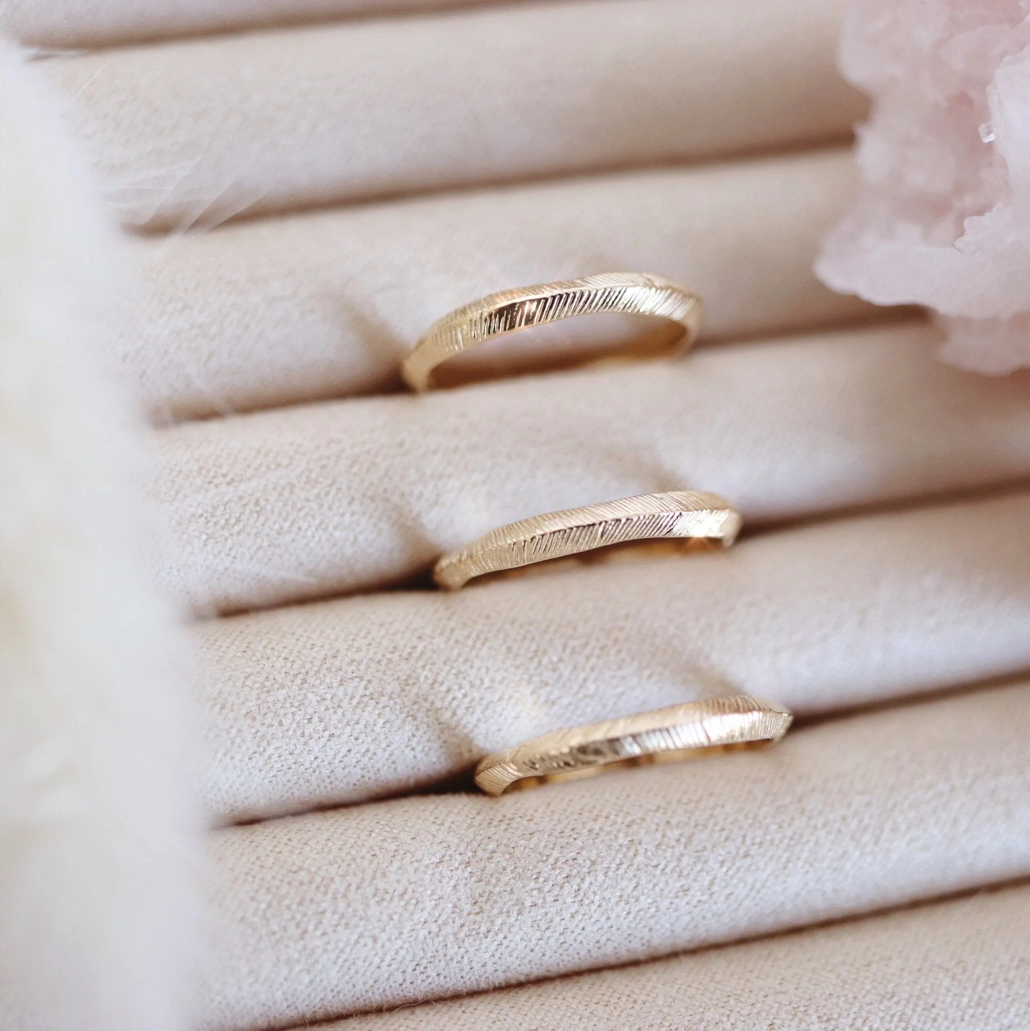 BRAVE STACKING RING & PENDANT GOLD