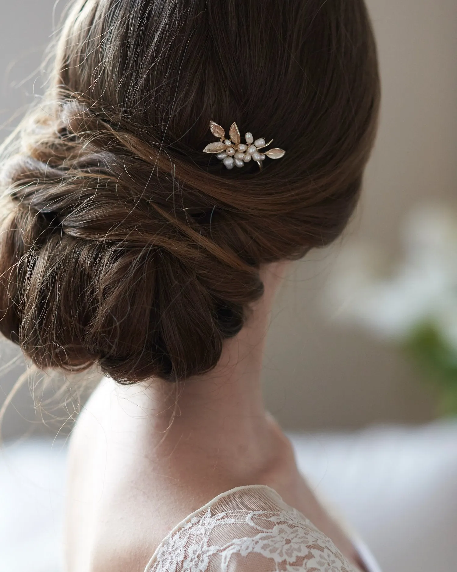 Briella Pearl Hair Pin