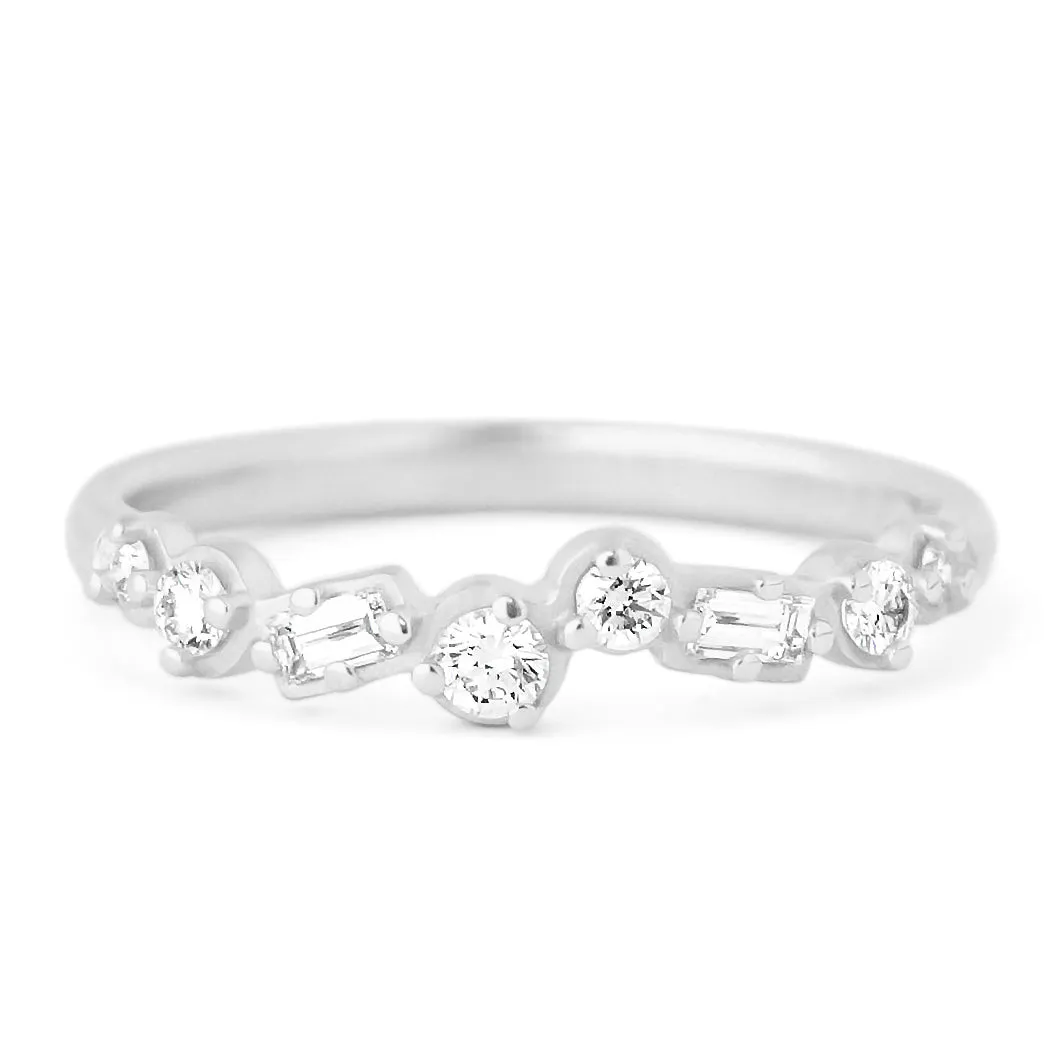 Cascade Baguette and Round Diamond Band