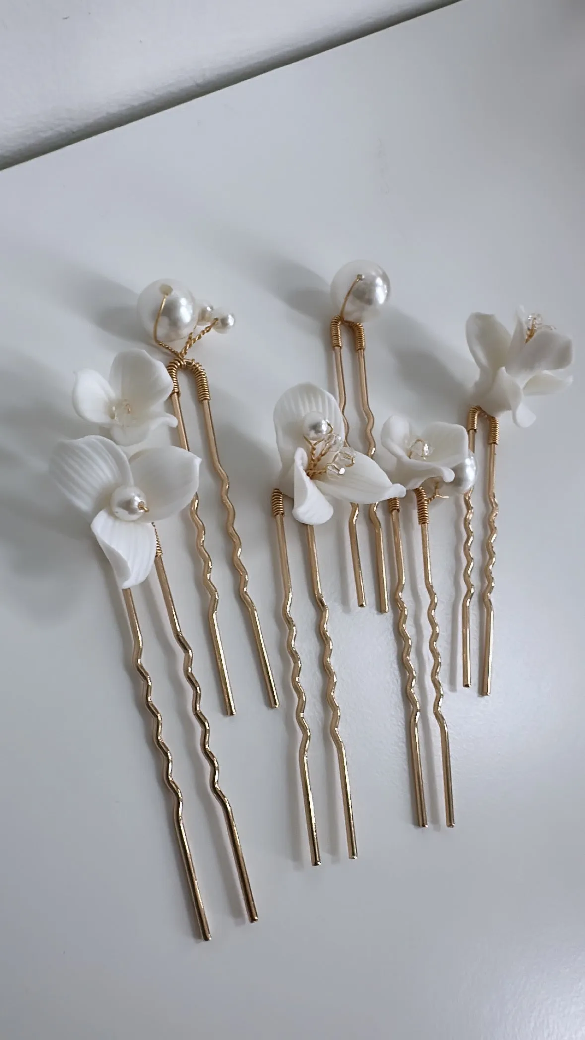 Georgina - Ceramic Pearl Bridal Hair Pins Gold