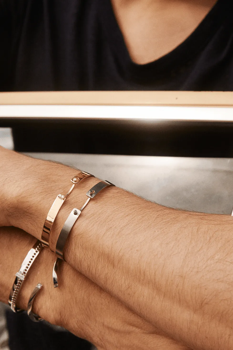 His Titanium Mood Bangle - Yellow Gold