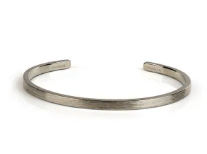 MINIMALIST RADIANCE MATTE FINISHED BANGLE