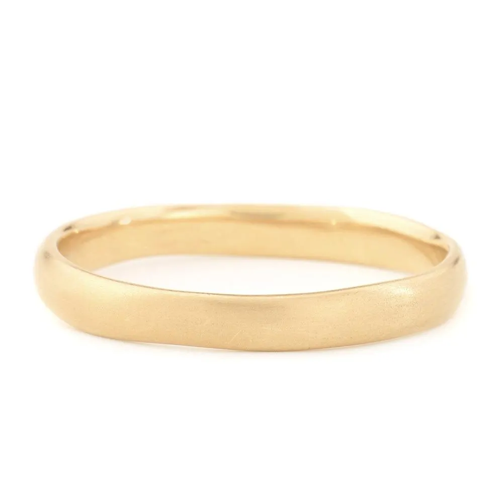 Narrow Wavy Band