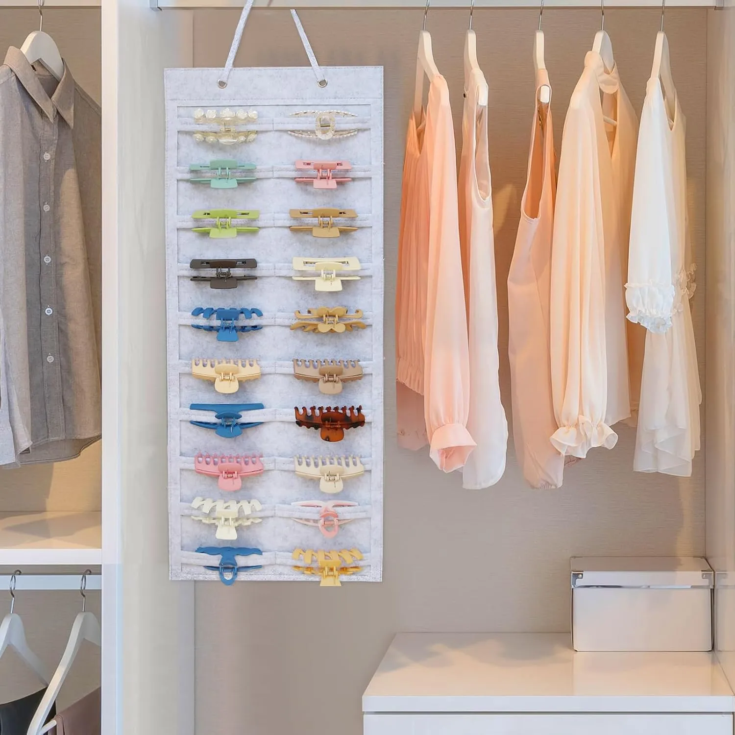 SMUK Claw Clip Organizer for Women, Hanging Mount Hair Clips Holder Organizer for Girls, Hair Bow Claw Clip Stand Storage for Wall, Door, Closet
