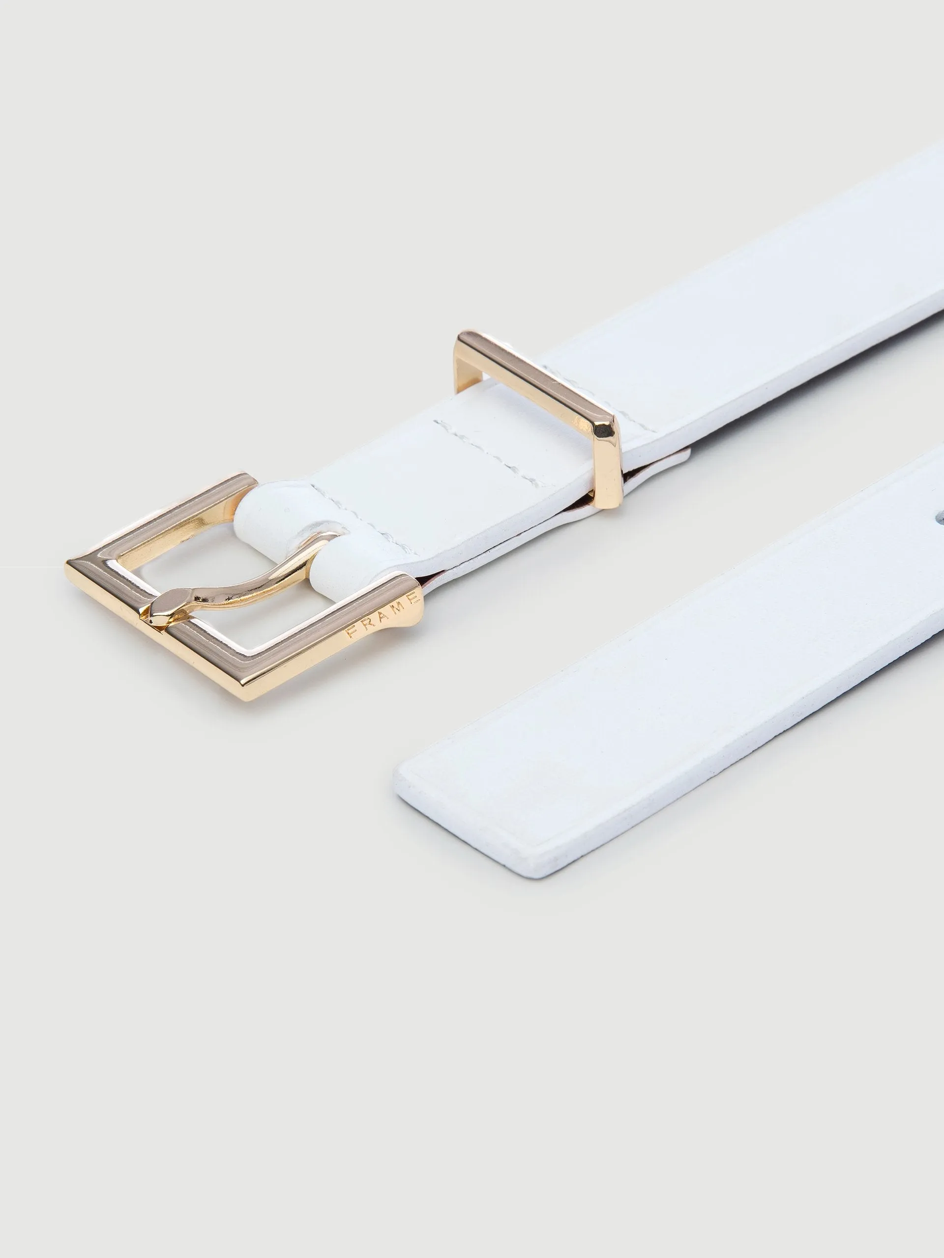 Square Buckle Belt -- Blanc